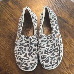 Hey Dude Kids Gray Leopard Slippers